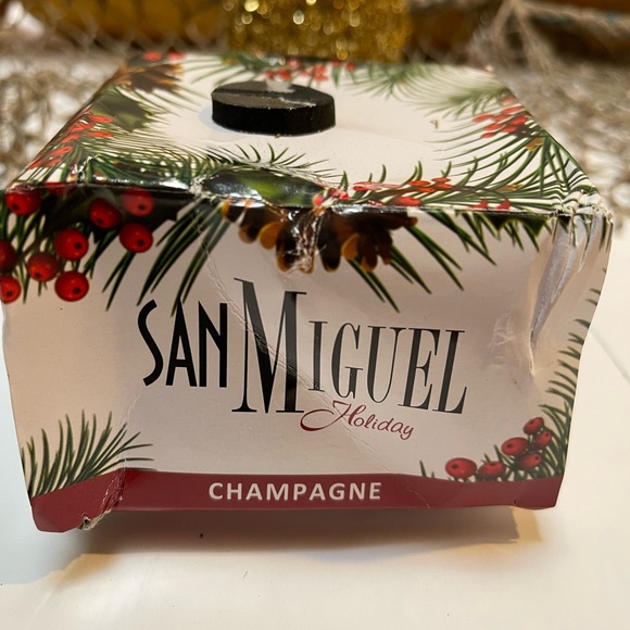 San Miguel Holiday Champagne Scented Oil Decorative Diffuser Set Chirstmas NIB - Picture 3 of 8